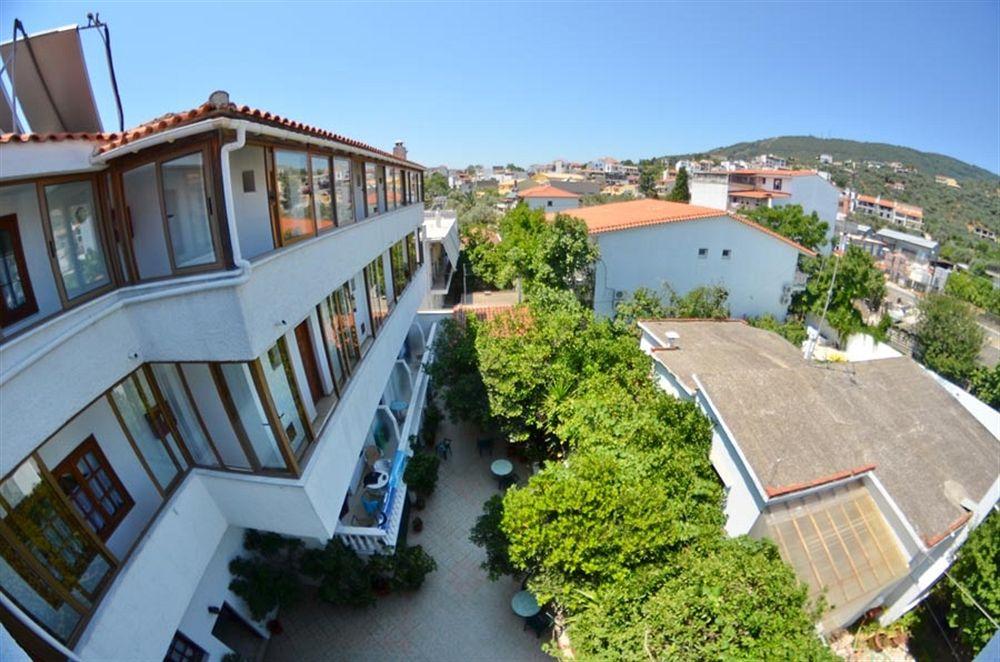 Casa Blue Hotel, Philian Hotels And Resorts Skiathos Town Exterior foto