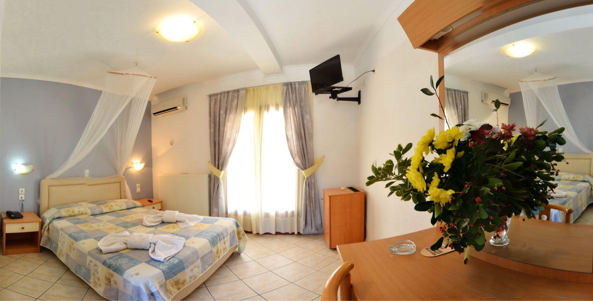 Casa Blue Hotel, Philian Hotels And Resorts Skiathos Town Exterior foto